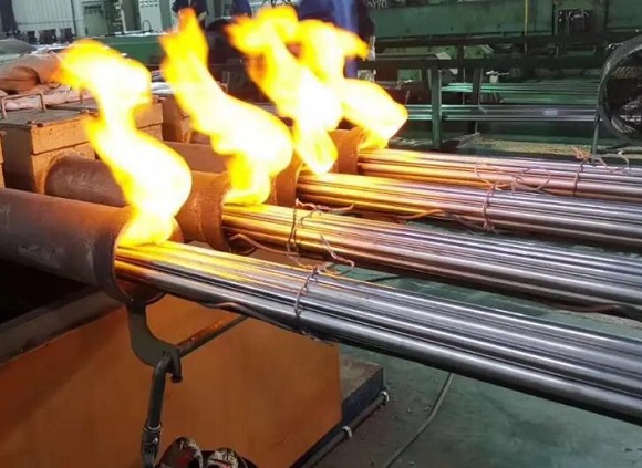 304不銹鋼管是如何生產(chǎn)的？